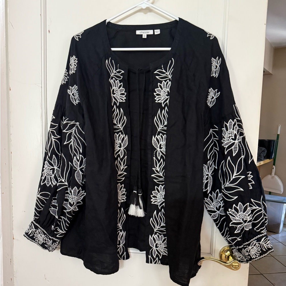 NWOT Chico's Elegant Black Blouse